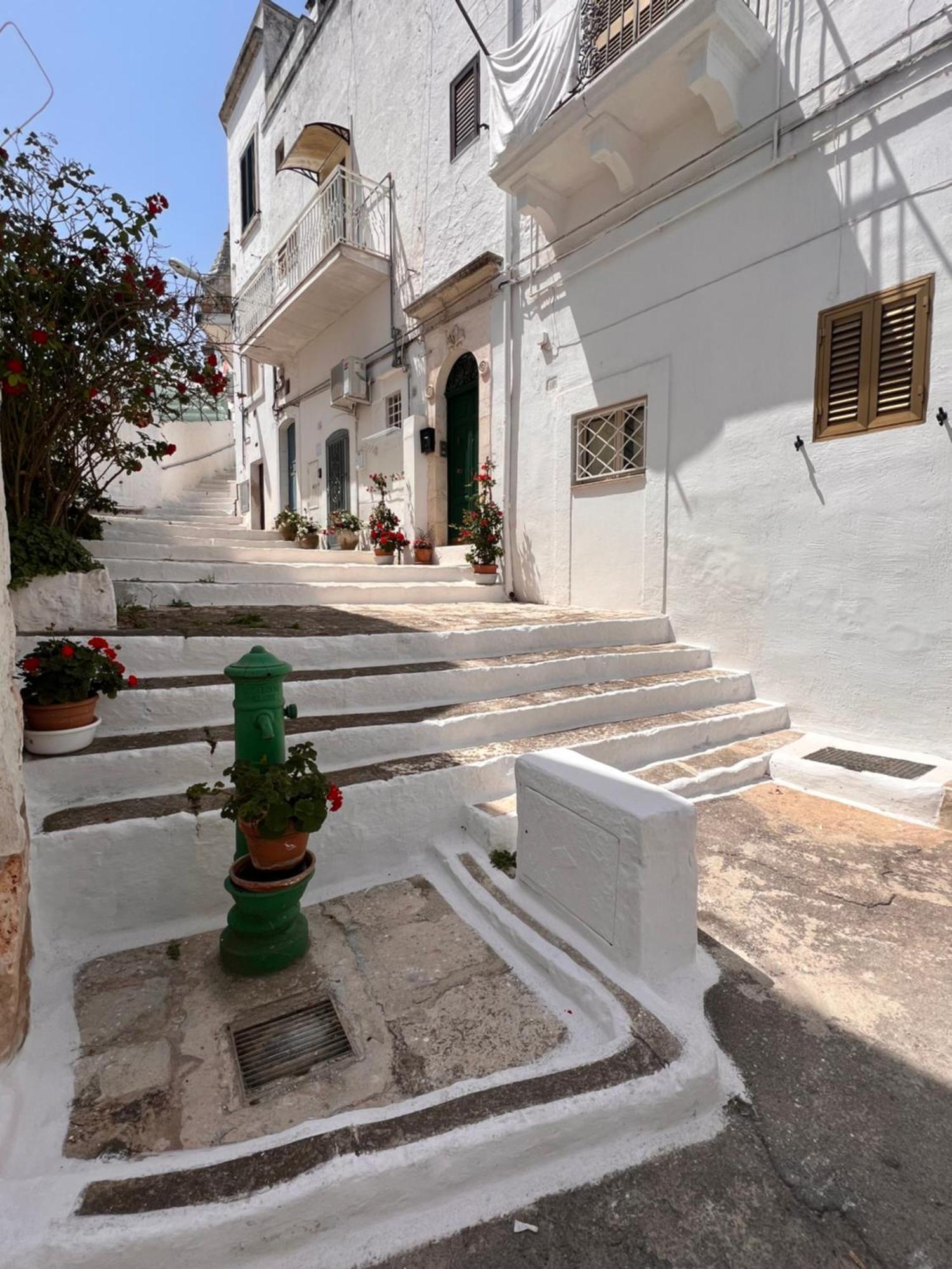 Casa Mirabilis 44 Villa ออสตูนี ภายนอก รูปภาพ